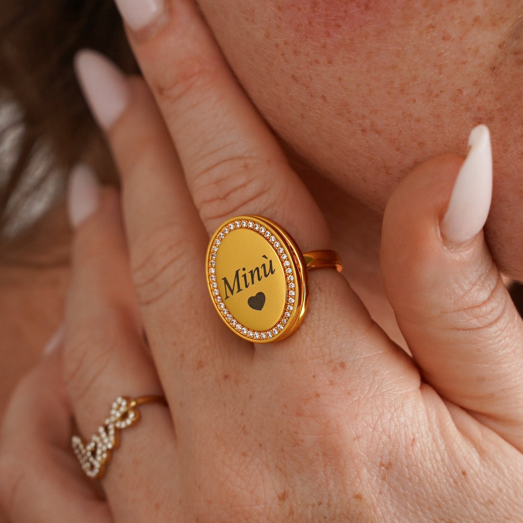 Anello Ovale Scrigno del Cuore Personalizzato con Foto e Incisione