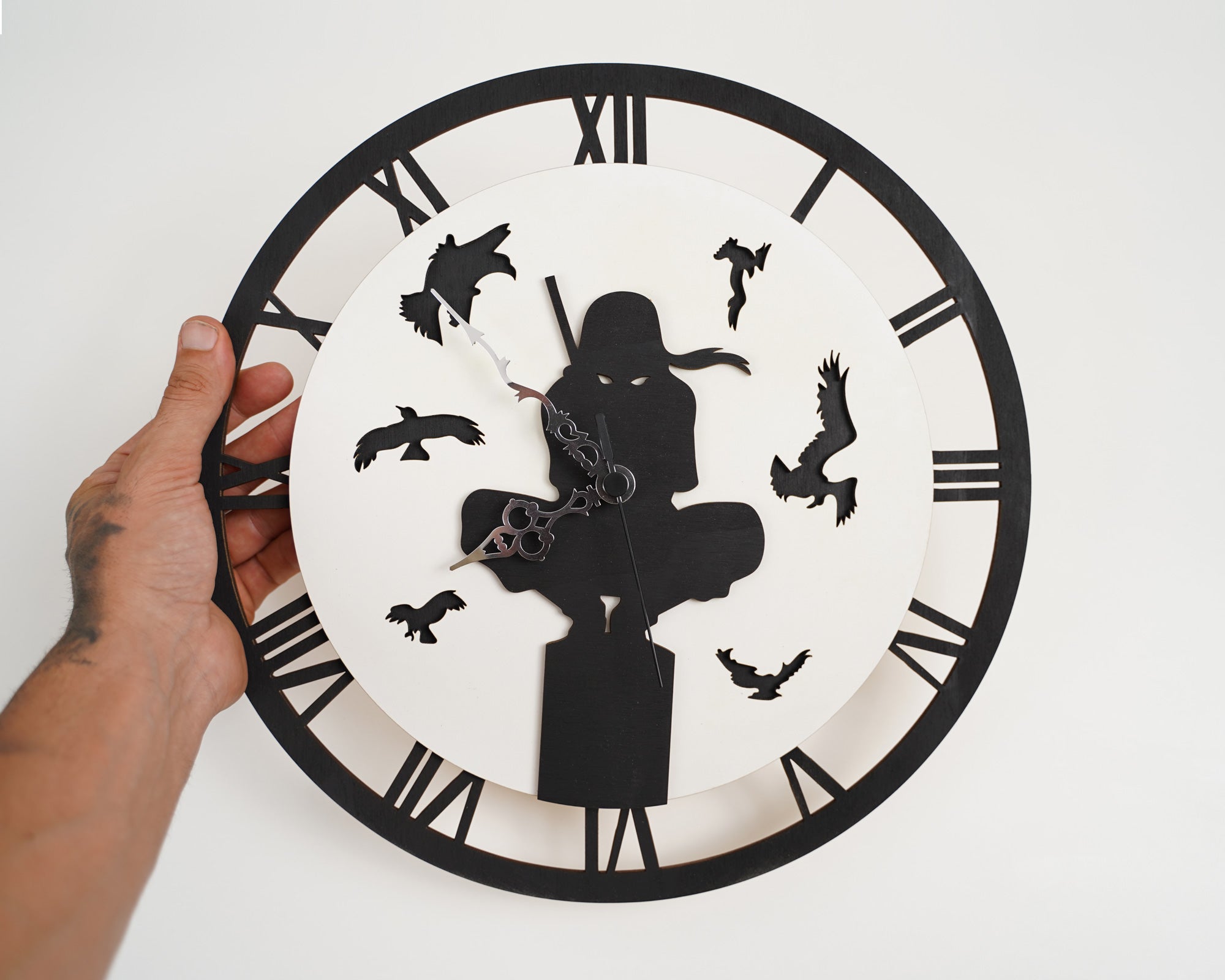Itachi Uchiha Orologio 3D Luminescente